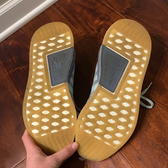 Adidas Boost - Picture 3 of 4